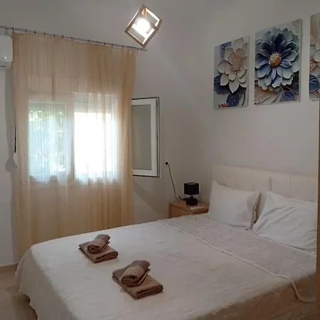 Elina House 2 別荘 *