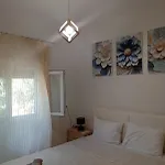 Elina House 2 *