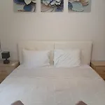 Elina House 2 * 尼基季