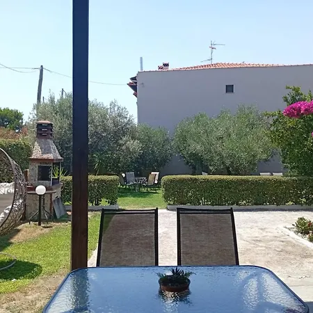 Tatil Evi Elina House 2 *